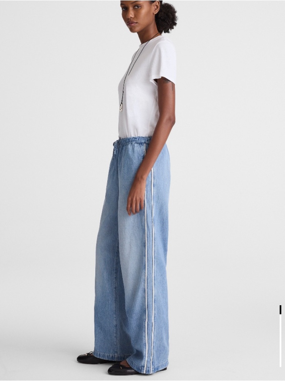 Viral 2026  Madewell Pull-On Track Pants in Airy Denim Medium short